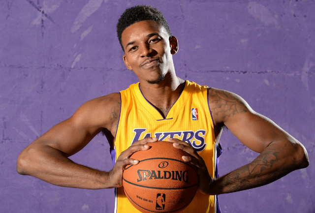 与东部舞台 与东部舞台