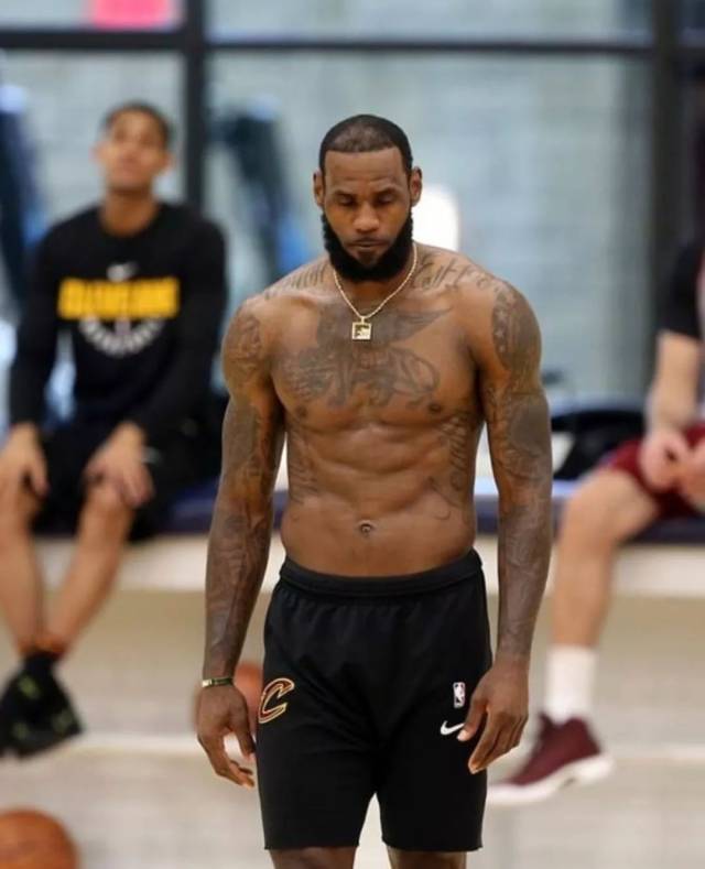 首轮互换 首轮互换